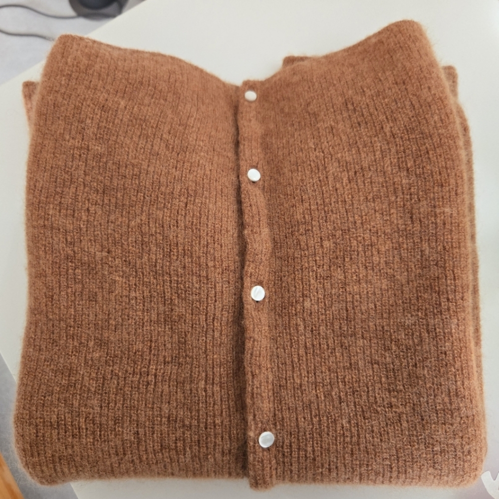 Sezane Cozy Button-Front Cardigan in Warm Brown - Picture 4 of 7